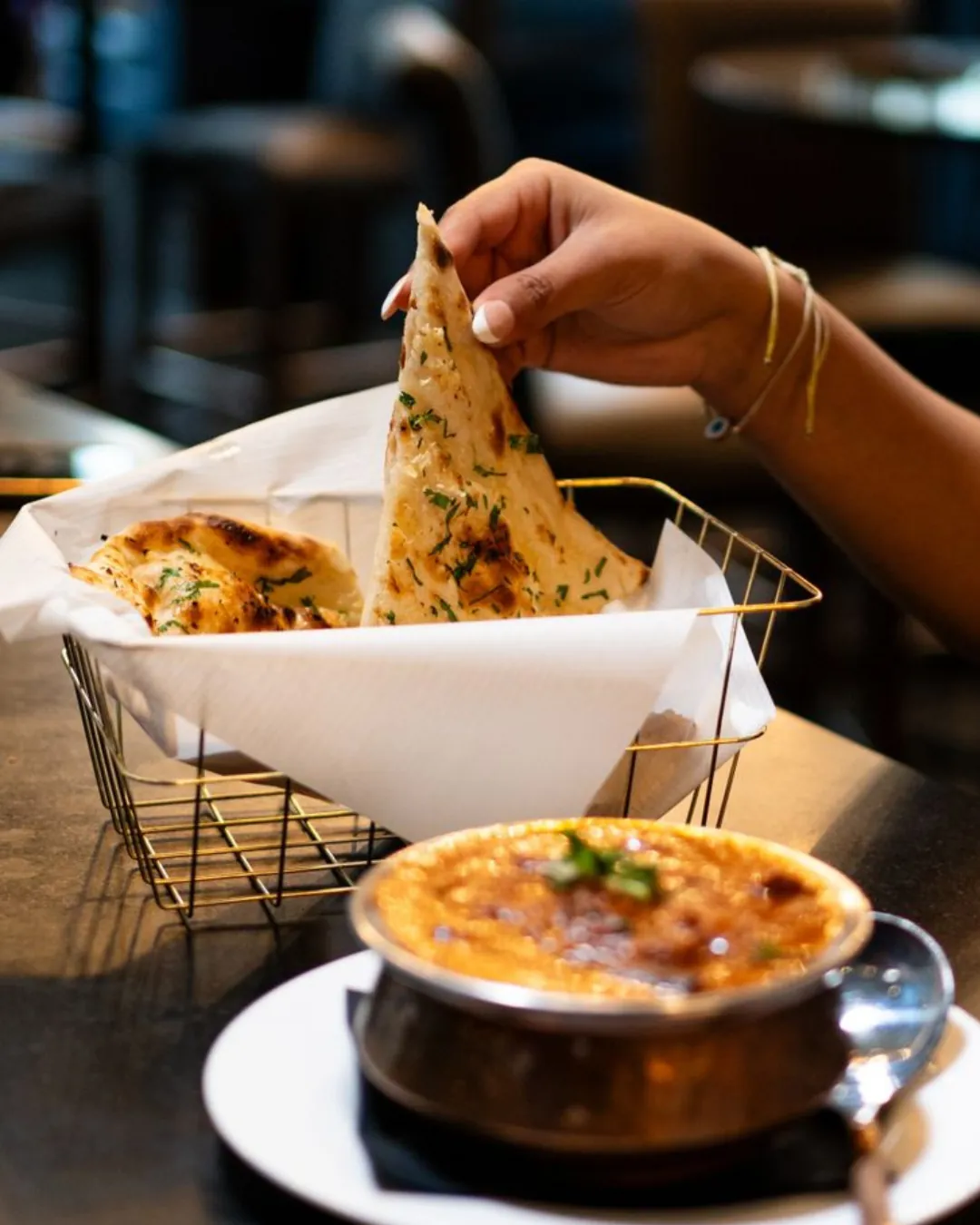 Fresh tandoori breads